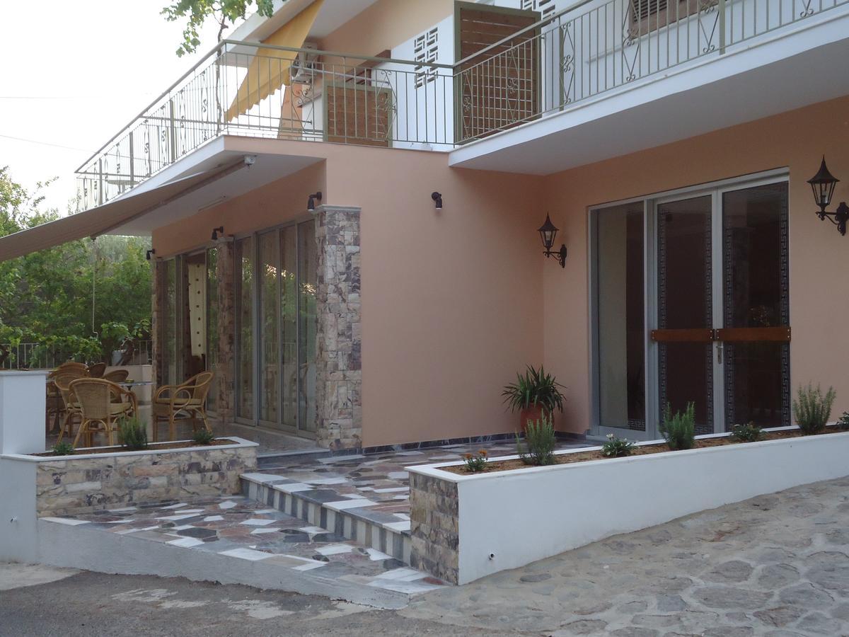 Hermes Agia Marina  Exteriér fotografie