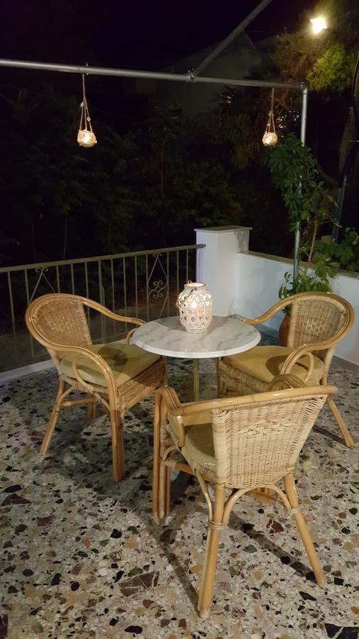 Hermes Agia Marina  Exteriér fotografie